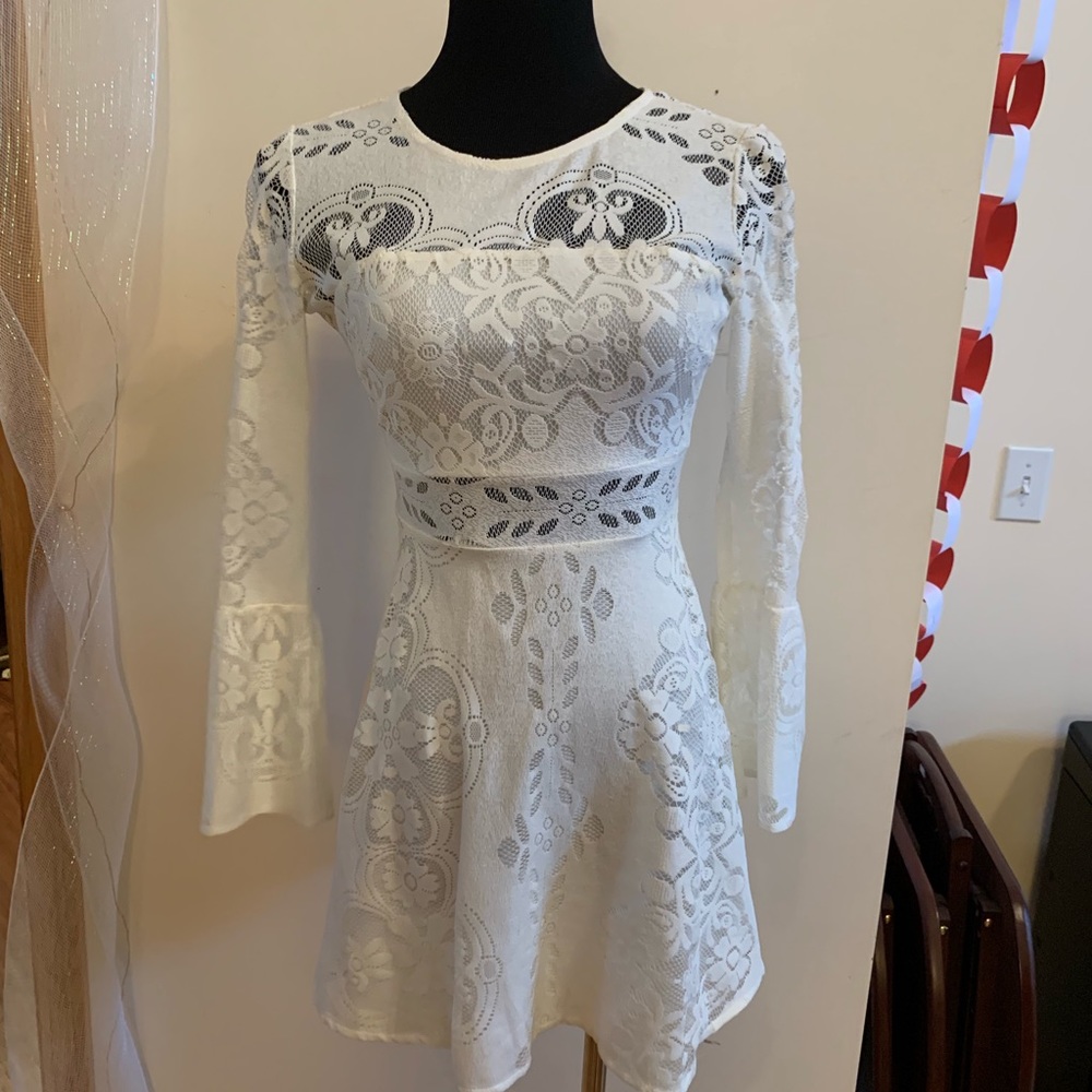 White lace dress